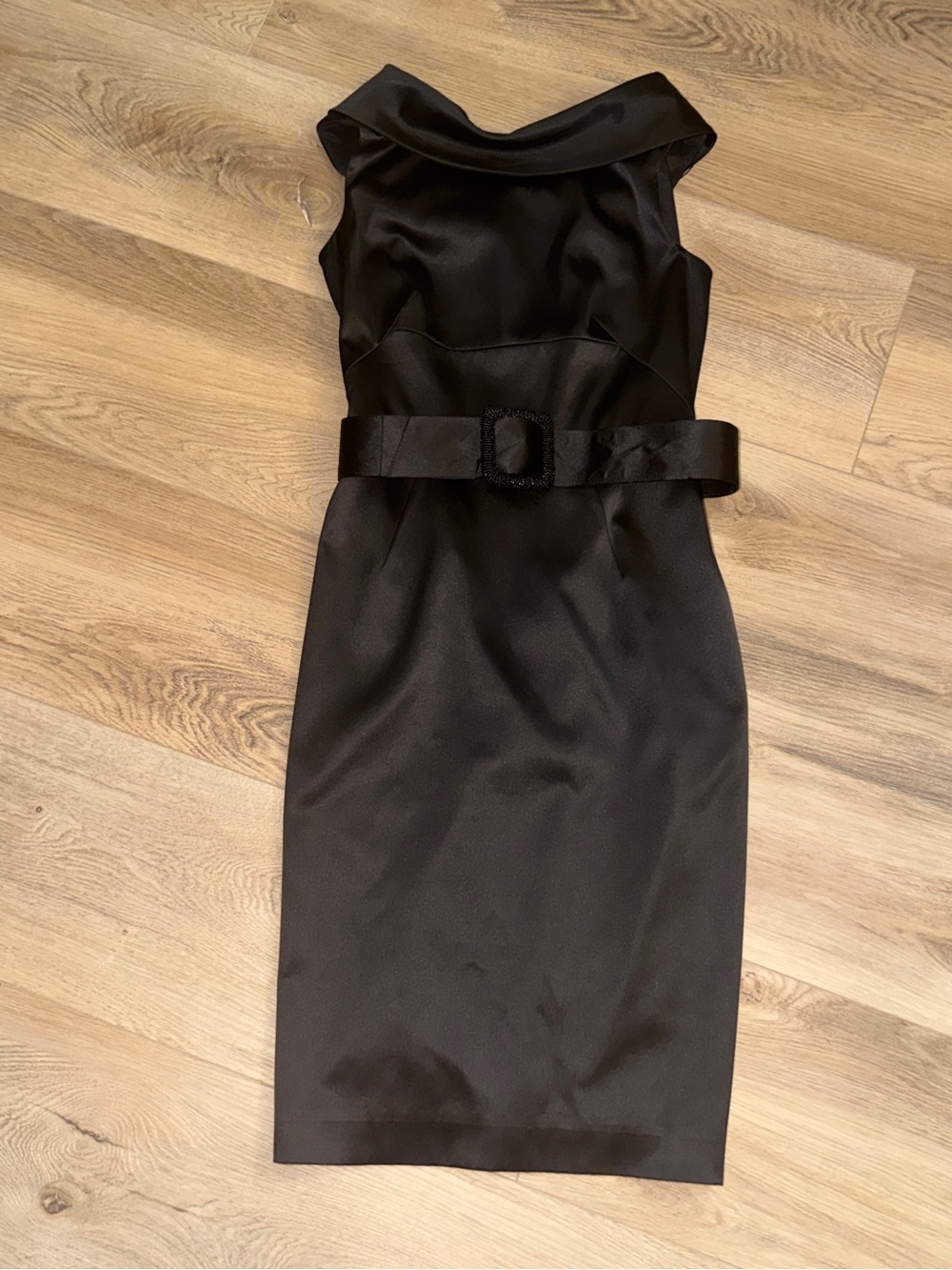 NWOT Adrianna Papell Black Satin Rhinestone Belt Sheath Dress Size 8 - Picture 6 of 14